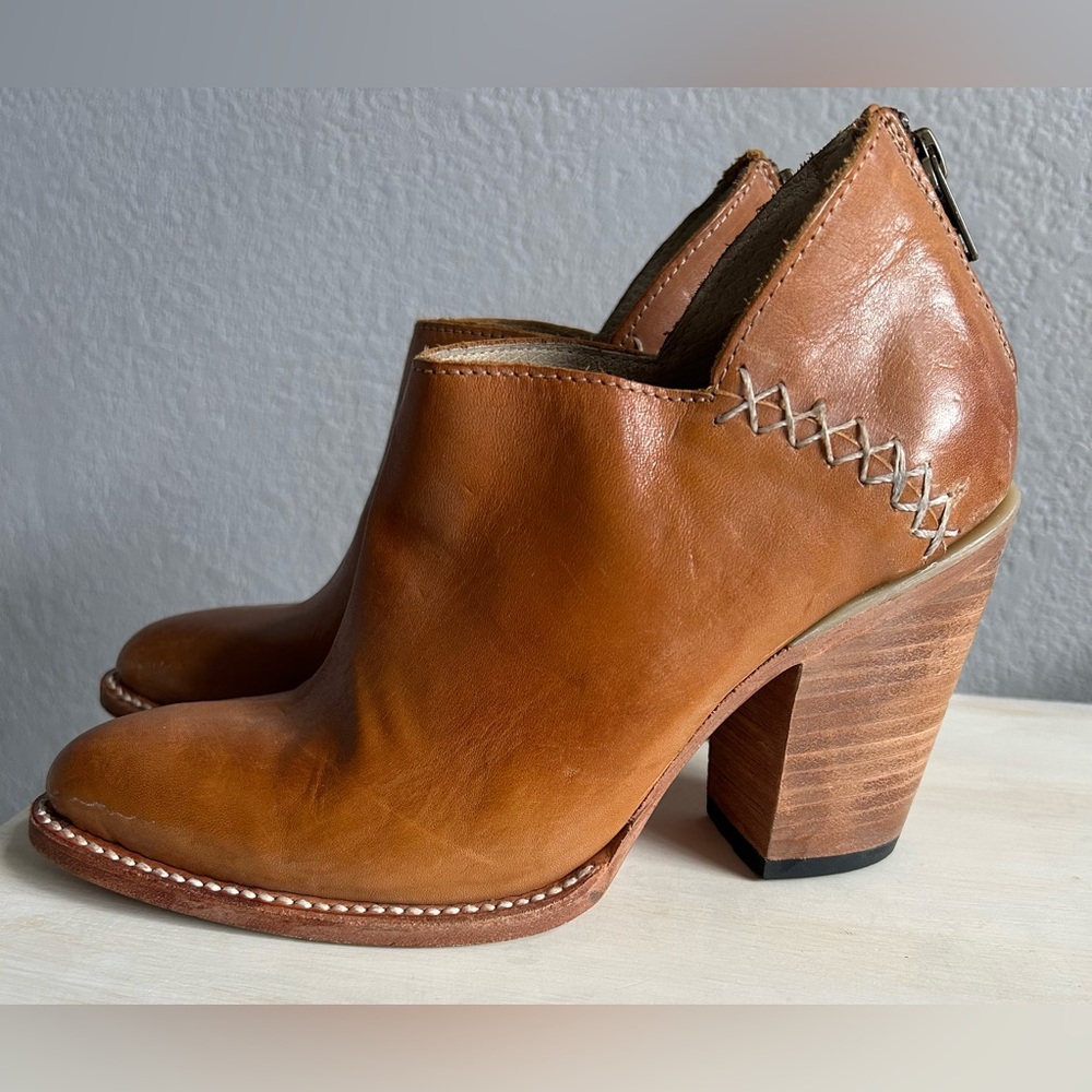 Freebird by Steven Steel leather booties. Brown/tan, zip up, heel. Women’s 9. - Picture 3 of 10